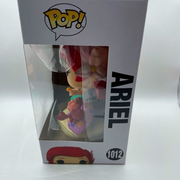 Disney Princess Ariel #1012 Funko Pop - Picture 2 of 5